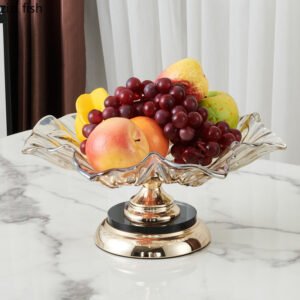 طبق تقديم حلوى ومكسرات فاخر