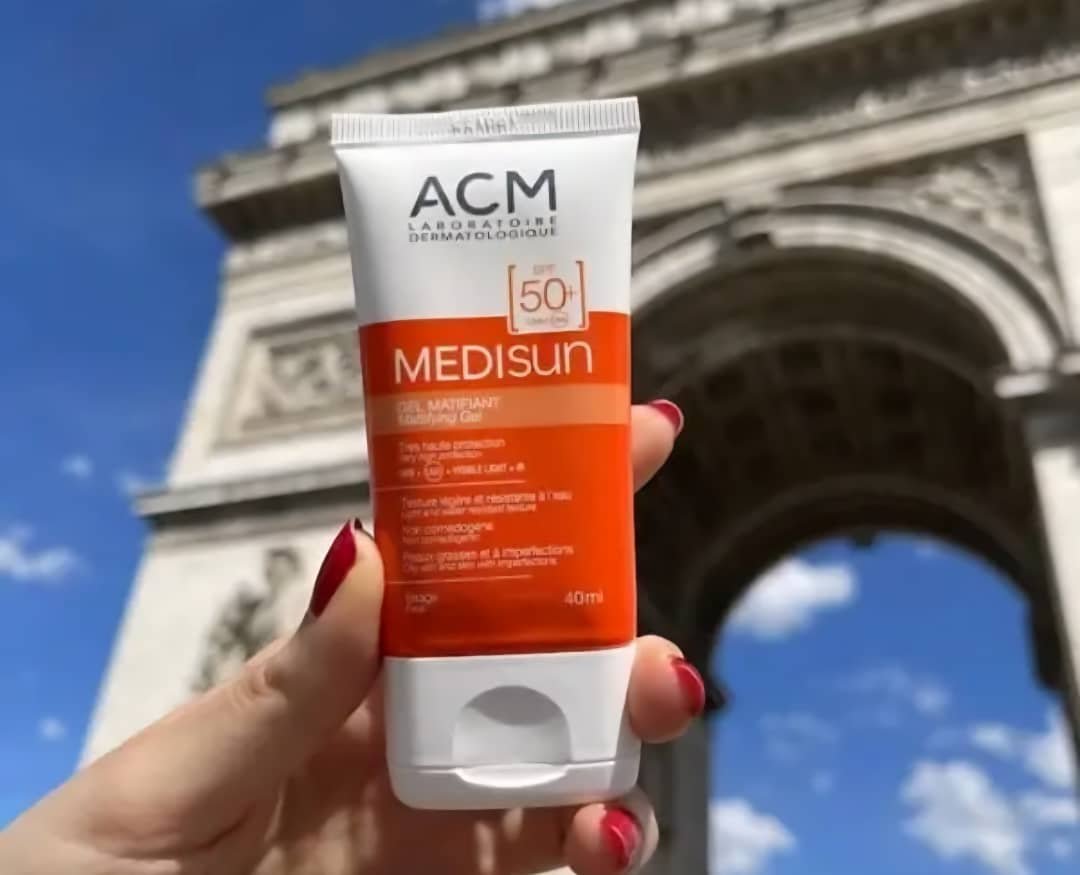 الحماية الذكية والكاملة لبشرتكِ كل يوم! 🧡 ACM MEDISUN GEL SPF 50+ 🧡